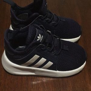Gently used Toddler Adidas  shoes Size 6